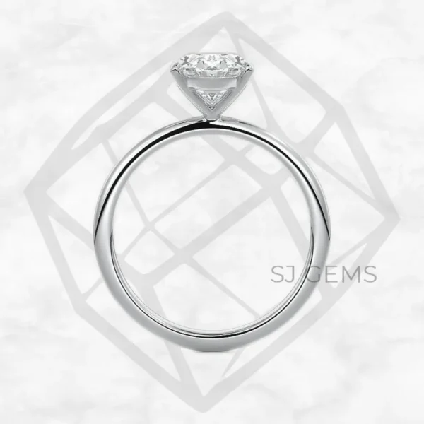 classic solitaire | oval with 9k white gold metal and  shape diamond
