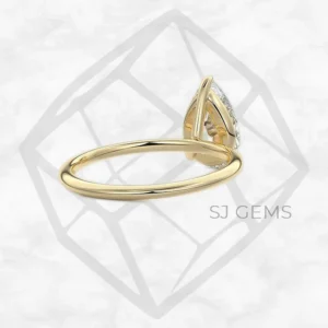 classic solitaire | pear with 9k yellow gold metal and  shape diamond
