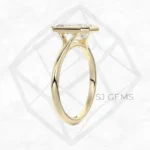 blowy bezel | emerald with 9k yellow gold metal and  shape diamond