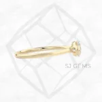 the embrace | marquise with 9k yellow gold metal and  shape diamond