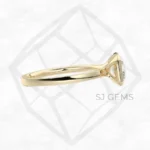 the embrace | radiant with 9k yellow gold metal and  shape diamond