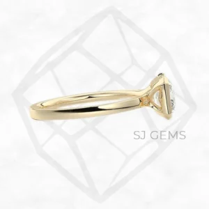 the embrace | radiant with 9k yellow gold metal and  shape diamond