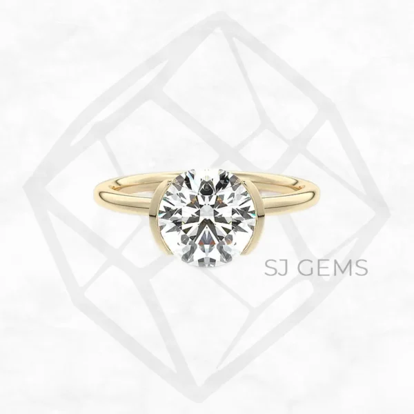 the embrace | round with 9k yellow gold metal and  shape diamond