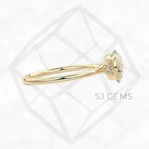 the embrace | round with 9k yellow gold metal and  shape diamond