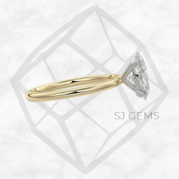 two tone | oval with 9k yellow gold metal and  shape diamond