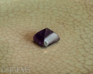 Amethyst 2.71ct Sugarloaf