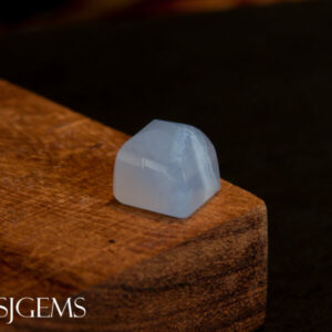 Blue Chalcedony 5.93ct Sugarloaf
