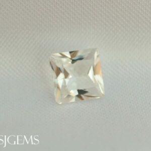 White Topaz 1.52ct Princess