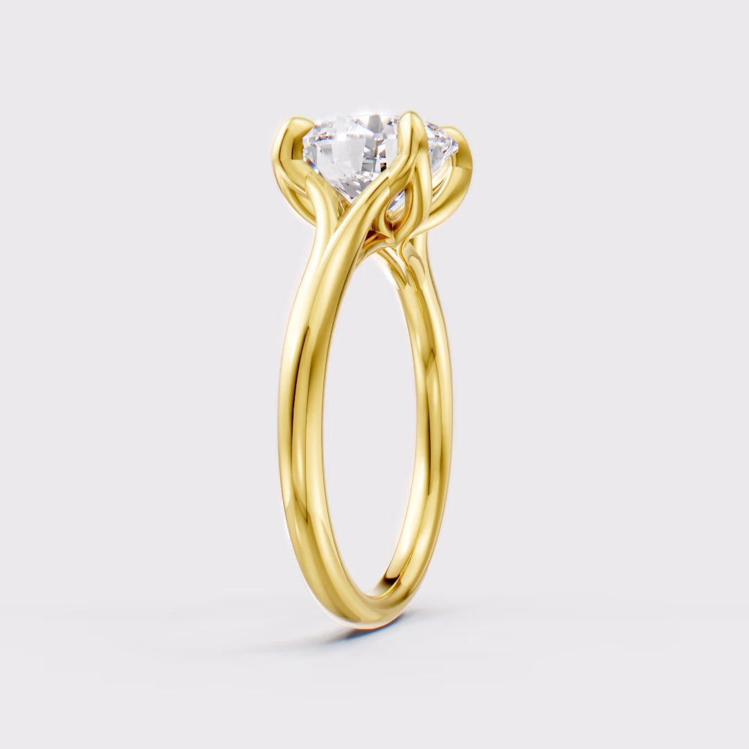 the yes | round with 9k yellow gold metal and  shape diamond